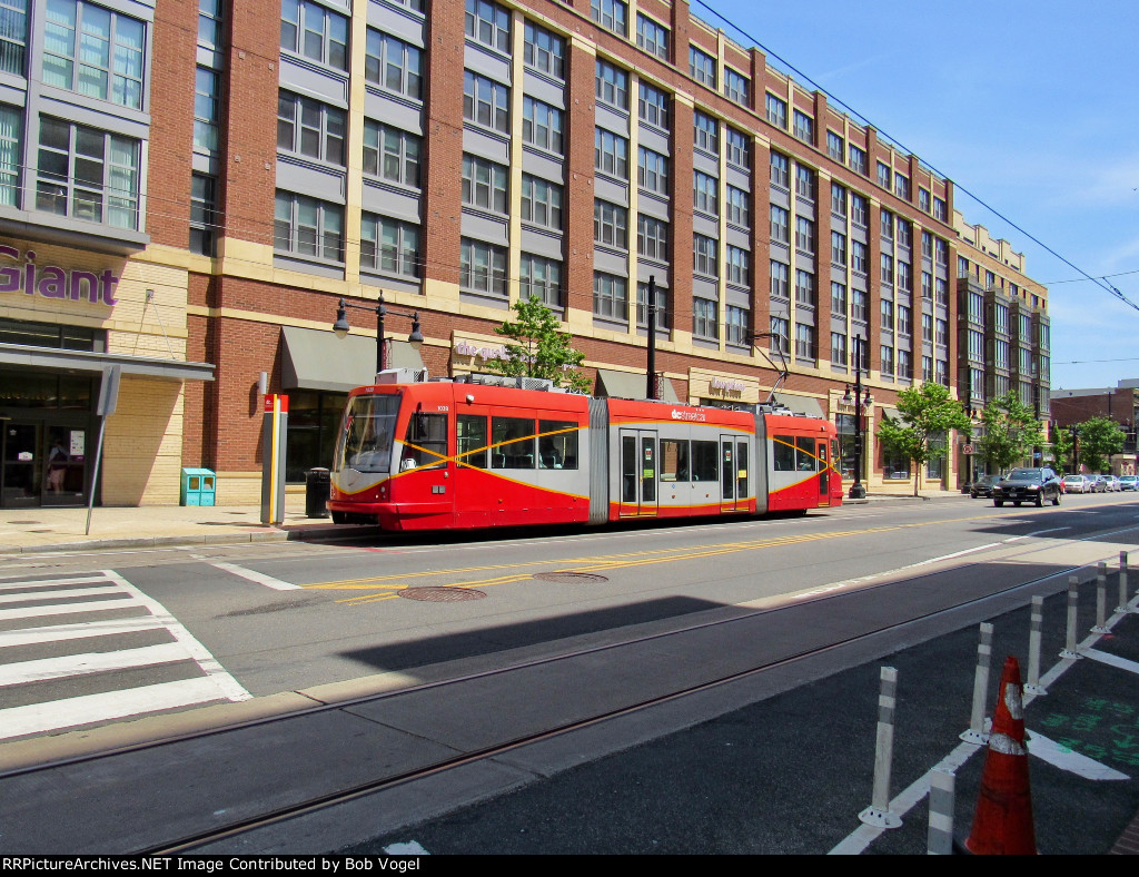 DC Streetcar 103